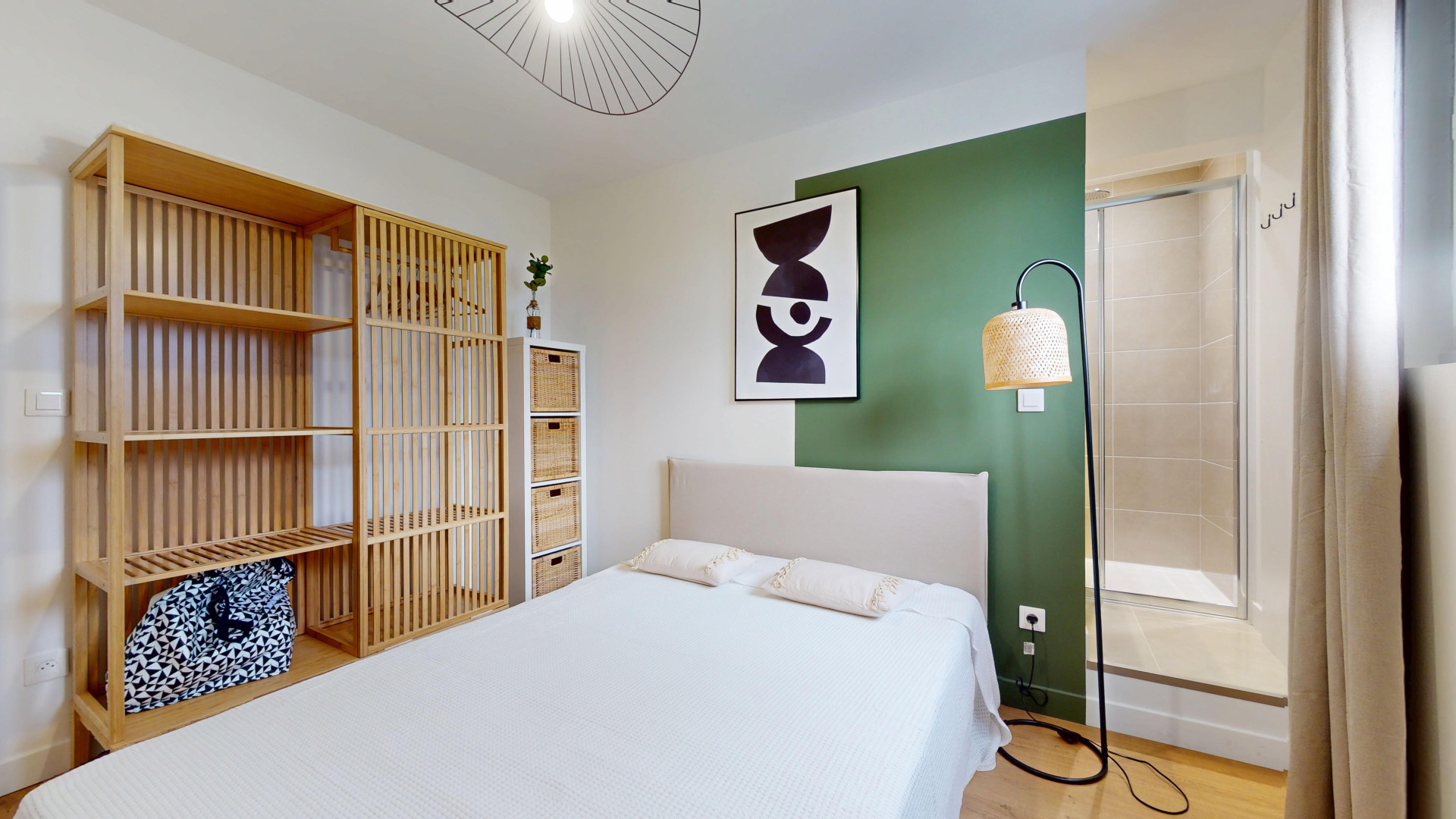 HYERES F