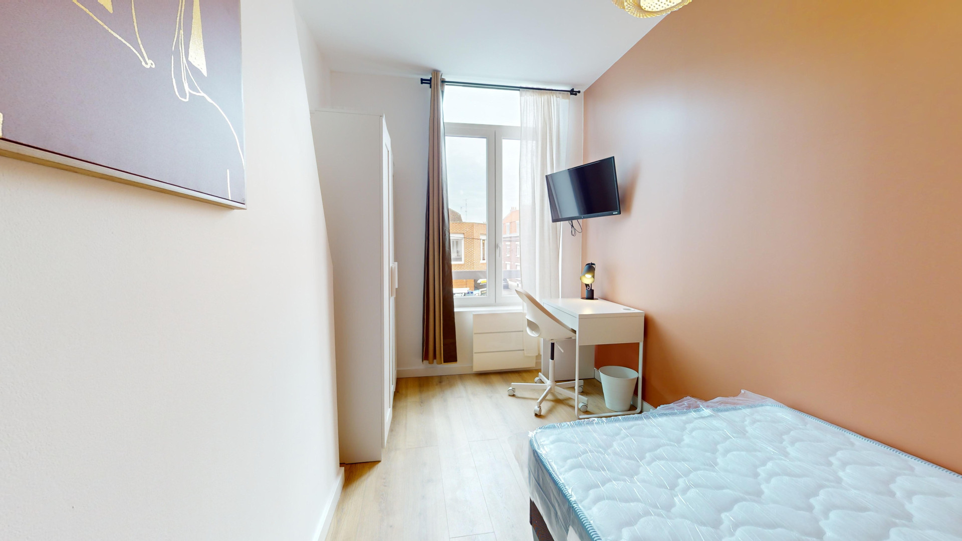 LEGRAND B